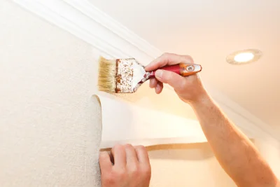 Pose de papier peint à Pornic — revêtements muraux et toiles de verre